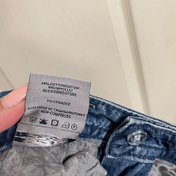 Silver Jeans Women's Contrast Stitch Embroidered Pocket Tuesday Crop Jeans Sz 28 - Picture 7 of 9